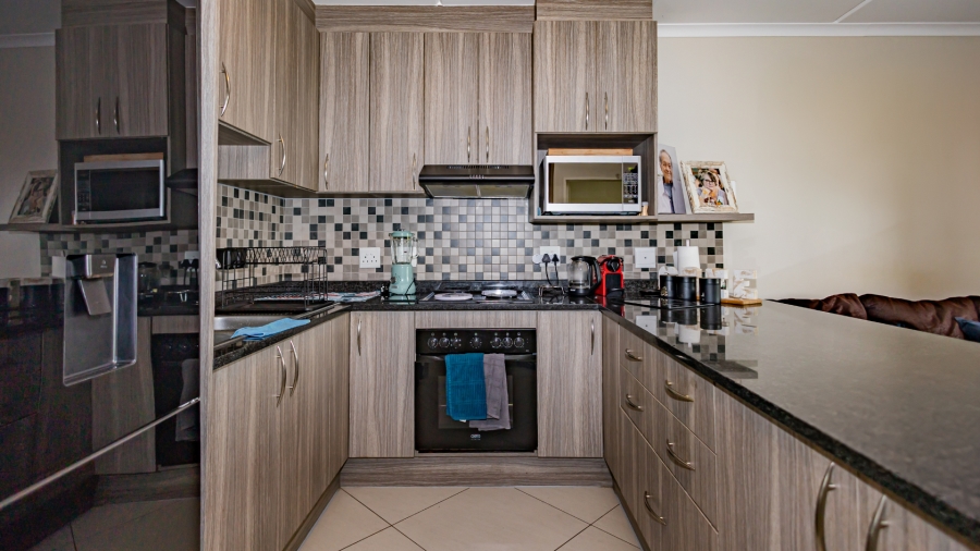 2 Bedroom Property for Sale in Buh Rein Estate Western Cape